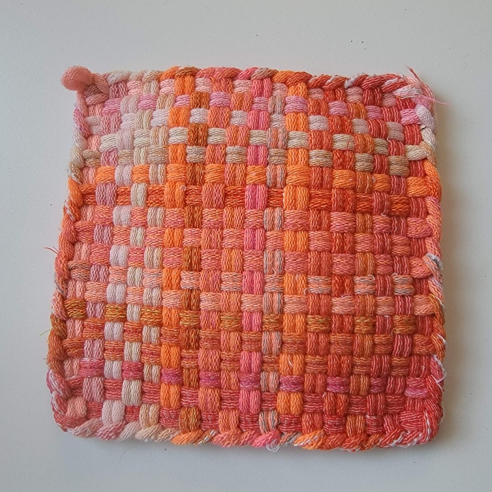 New Handmade Red/Pink/Orange Pot Holder Hotpad 5.25" x 5.25" OOAK Cottage Folk